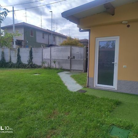Villa Ara Blu Canegrate Exteriér fotografie